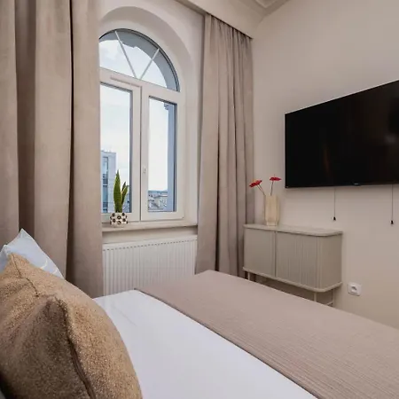 Apartman Elara - 2br For 5 - Next To The Main Station Krakkó